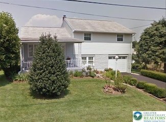 827 Karoly St, Freemansburg, PA 18017