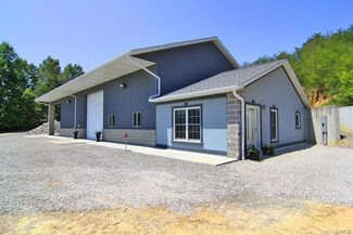 404 Spring St, Commerce, MO 63742