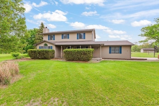 9705 Crescent Ct, Tecumseh, MI 49286