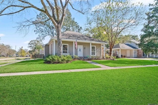 3458 Tupelo St, Zachary, LA 70791