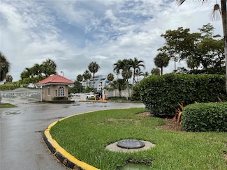 400 Kings Point Dr Unit 623, Sunny Isles Beach, FL 33160