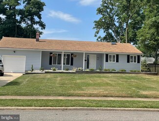 453 Independence Ave, Trenton, NJ 08610