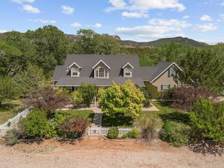 1601 S 2500 E, New Harmony, UT 84757