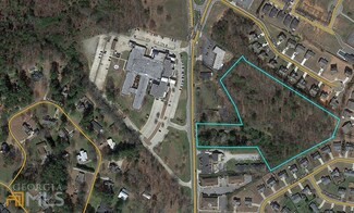 311 N Broad St, Winder, GA 30680