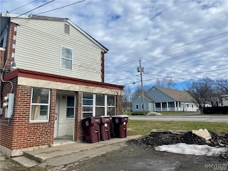 8698 S Main St Unit Upper, Eden, NY 14057
