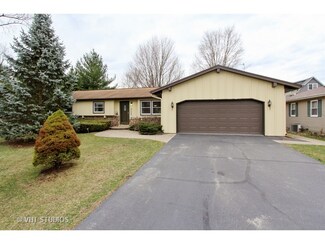 23620 N East Rd, Lake Zurich, IL 60047