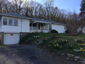 8542 Pa Route 873, Slatington, PA 18080