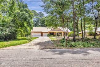 3516 N 5th St, Ocean Springs, MS 39564
