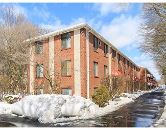 3 Richardson St Unit E5, Wakefield, MA 01880