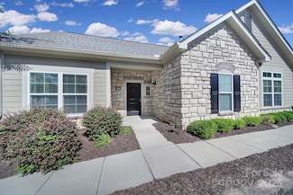 4919 Polo Gate Blvd, Charlotte, NC 28216
