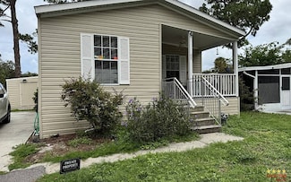 89 N Greenway Dr, Port Orange, FL 32127