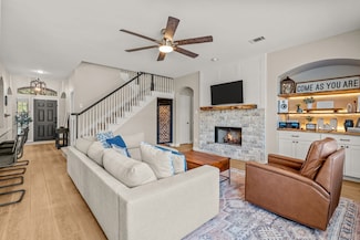 219 Livingston Dr, Hickory Creek, TX 75065