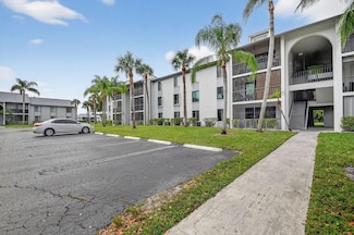 1009 Green Pine Blvd Unit 61, West Palm Beach, FL 33409