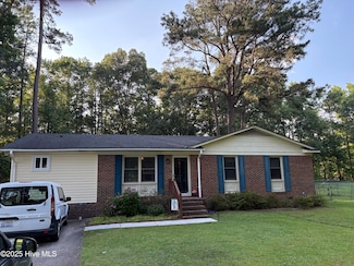 1642 Bunch Ln, Greenville, NC 27834