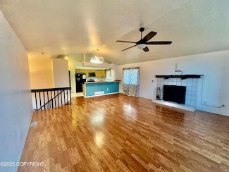 1220 Woodstock Dr, Palmer, AK 99645