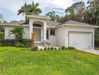1334 Center Ln, Naples, FL 34110