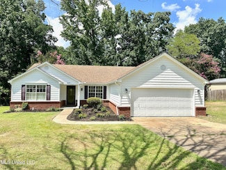 4292 Starlanding Rd E, Nesbit, MS 38651