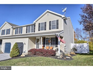 359 Oneida Dr, Reading, PA 19608