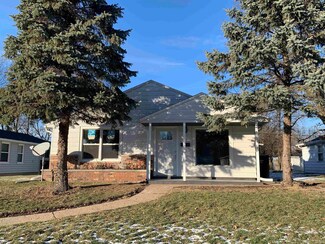 1149 E Lasalle Ave, South Bend, IN 46617