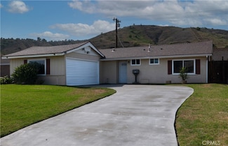 2275 Farringdon Ave, Pomona, CA 91768