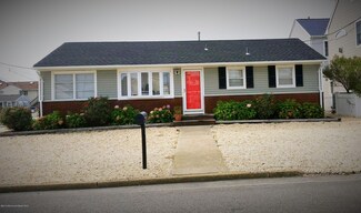 1518 Barnegat Ave, Seaside Park, NJ 08752