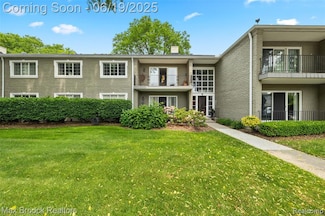 1111 N Old Woodward Ave, Birmingham, MI 48009