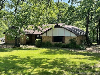 162 Park Lake Dr, Mead, OK 73449