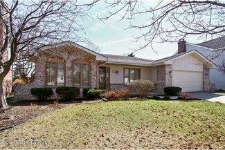 1636 Kenyon Dr, Naperville, IL 60565