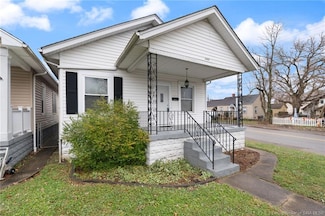 2302 Shrader Ave, New Albany, IN 47150