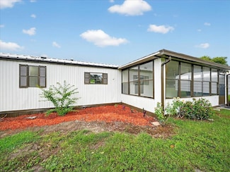 1989 Shore Rd, Avon Park, FL 33825