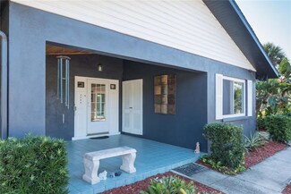 2502 Jamaica St, Sarasota, FL 34231