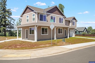 714 NW Charles (-716 Nw George Ct) Ln, Sublimity, OR 97385
