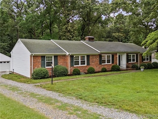 3910 Oxbridge Rd, North Chesterfield, VA 23236