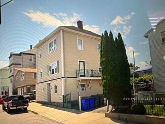 291 Tuttle St, Fall River, MA 02724