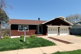 618 6th Ave, New Glarus, WI 53574