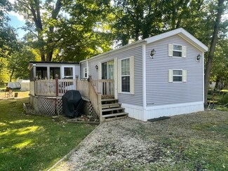 7-198 Woodhaven Lakes, Sublette, IL 61367