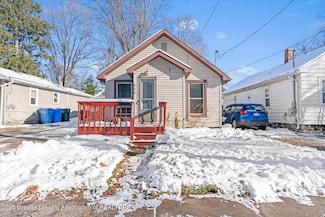 620 N Foster Ave, Lansing, MI 48912