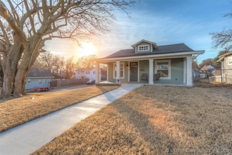 700 N Mckinley Ave, Sand Springs, OK 74063
