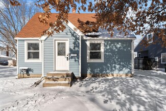 813 9th Ave NE, Waseca, MN 56093