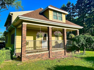 3974 S 12th St, Sheboygan, WI 53081