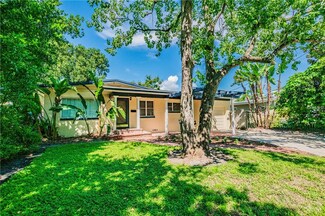 2015 Vivada St, Orlando, FL 32803