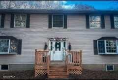 116 Locust Dr, Milford, PA 18337