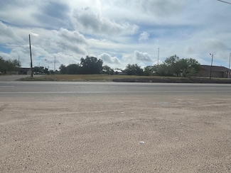501 S Smith St, Hebbronville, TX 78361