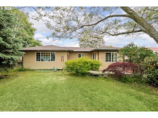 10 SE Kegler Ave, Winston, OR 97496