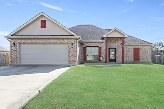 820 Amber Kay Ln, Bridge City, TX 77611