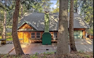1050 Jupiter Ln, Crestline, CA 92325