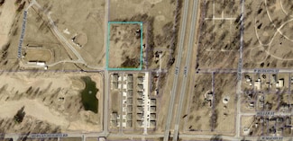 1615 W Budlong St, Carthage, MO 64836