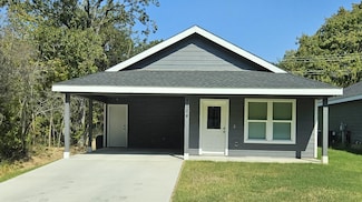 7121 Yuma Dr, Mabank, TX 75156