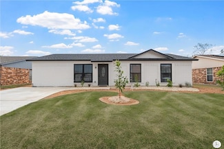 205 Rachael Rd, Mc Gregor, TX 76657