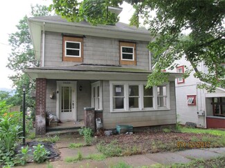 3432 Elm St, Weirton, WV 26062